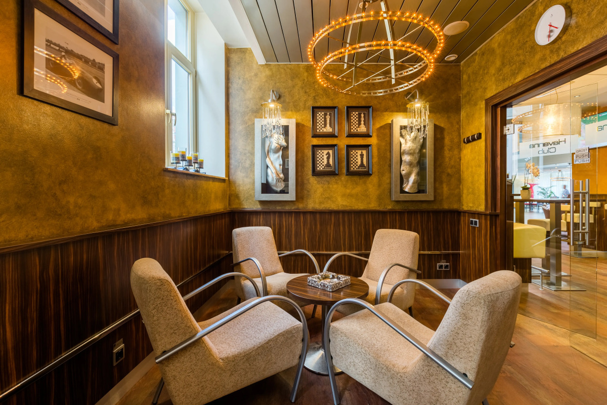 Avalon Hotel & Conferences