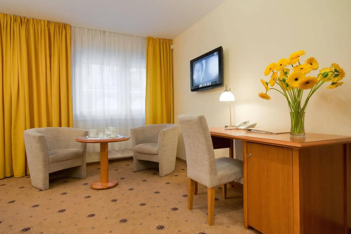 Отель Hestia Hotel Draugi