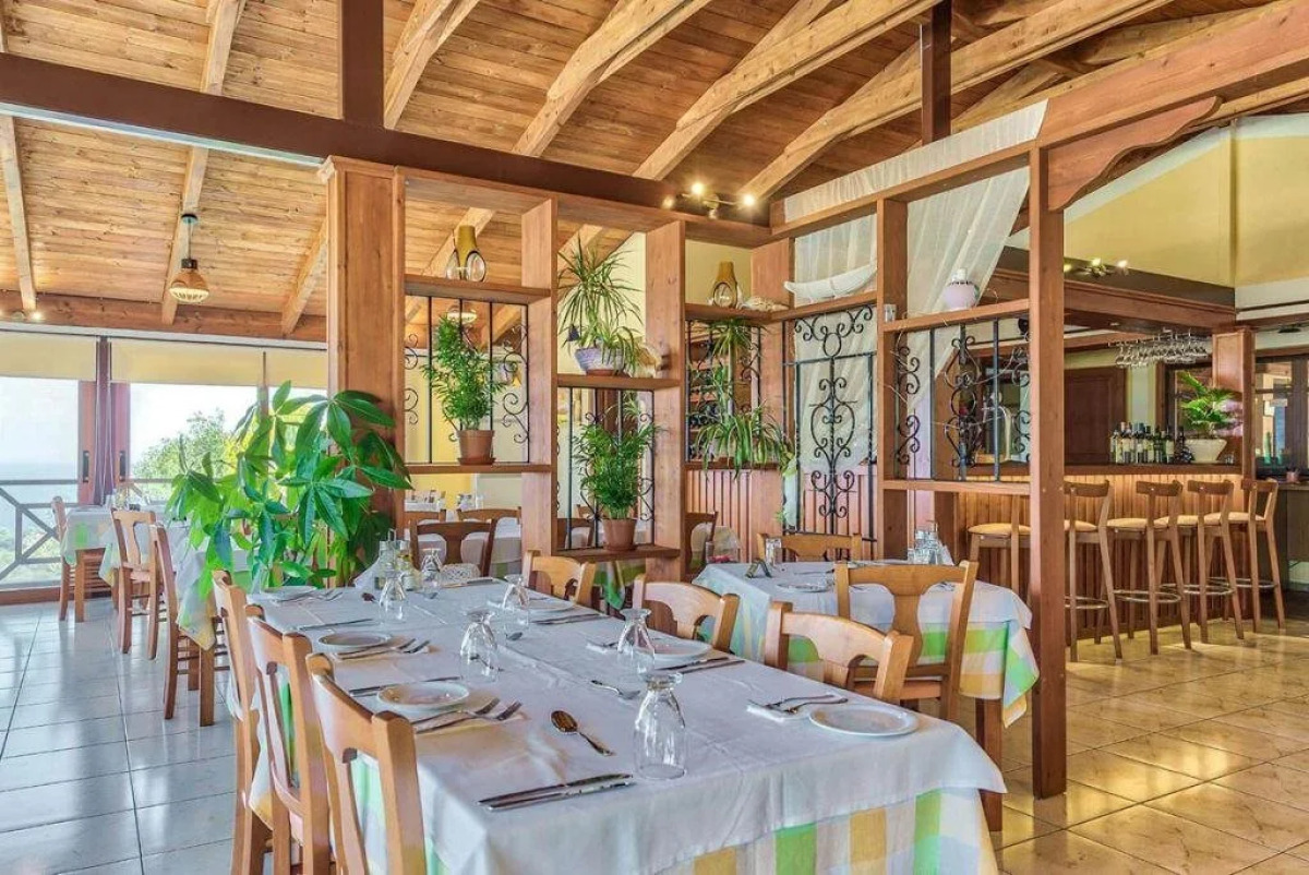 Sea View Village - Studios & Apartments