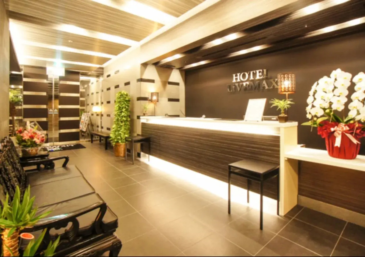 Hotel Live Max Yokohama Motomachi Ekimae