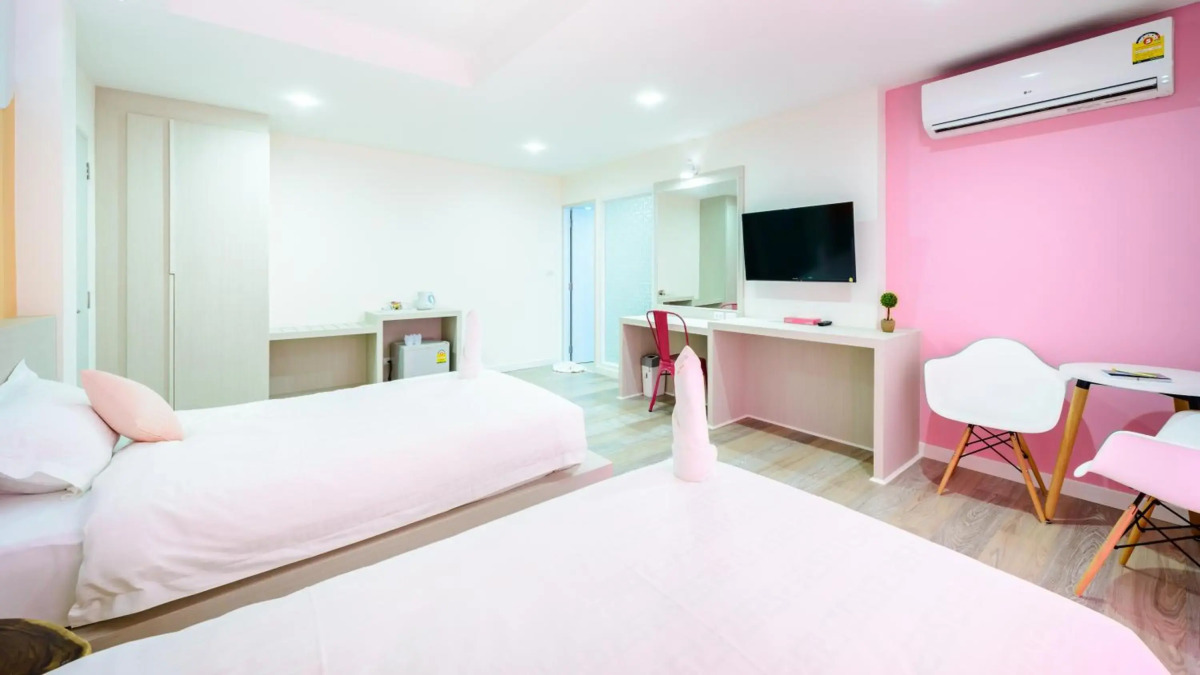 The Tint at Phuket town