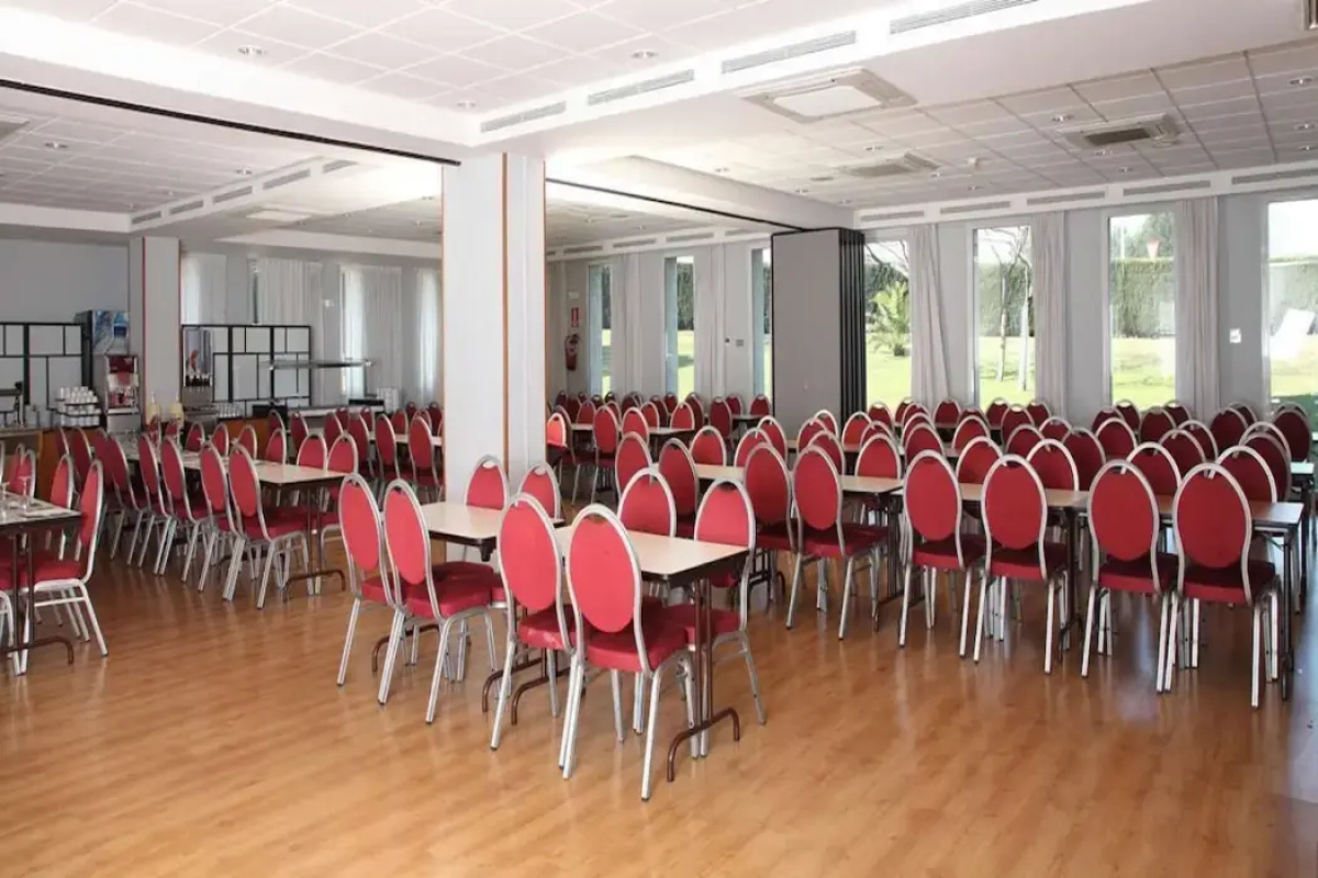 Travelodge Barcelona del Vallès
