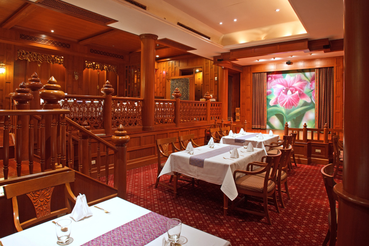 Diamond Cliff Resort & Spa, Patong Beach