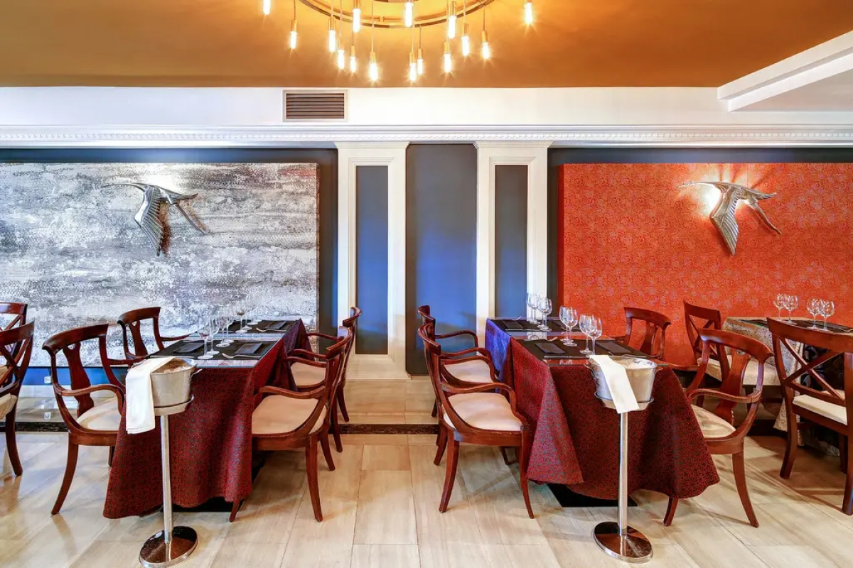 Aparthotel Hispanos 7 Suiza