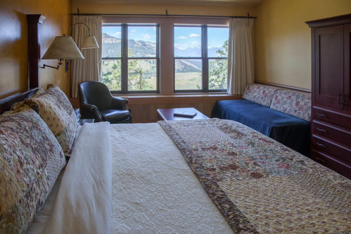 Sun Mountain Lodge