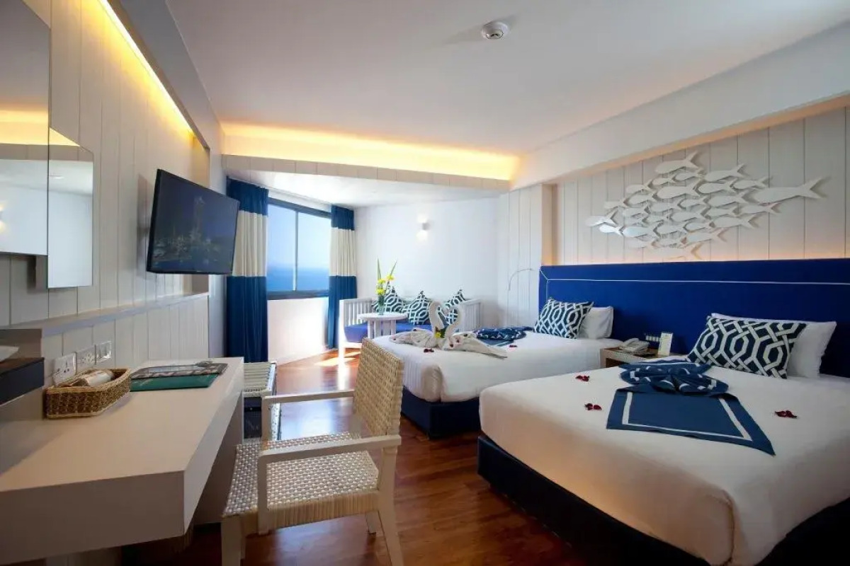 Jomtien Palm Beach Hotel And Resort