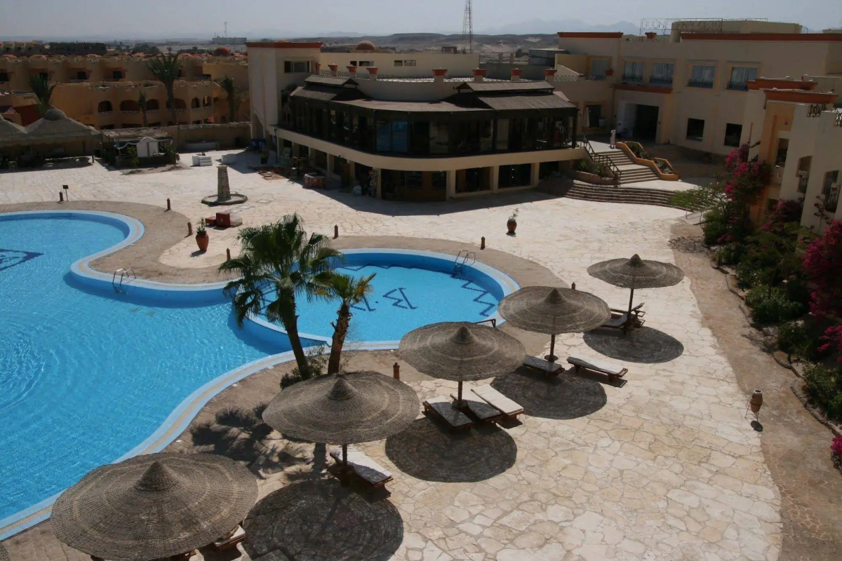 Отель Reef Oasis Blue Bay Resort Families & Couples Only