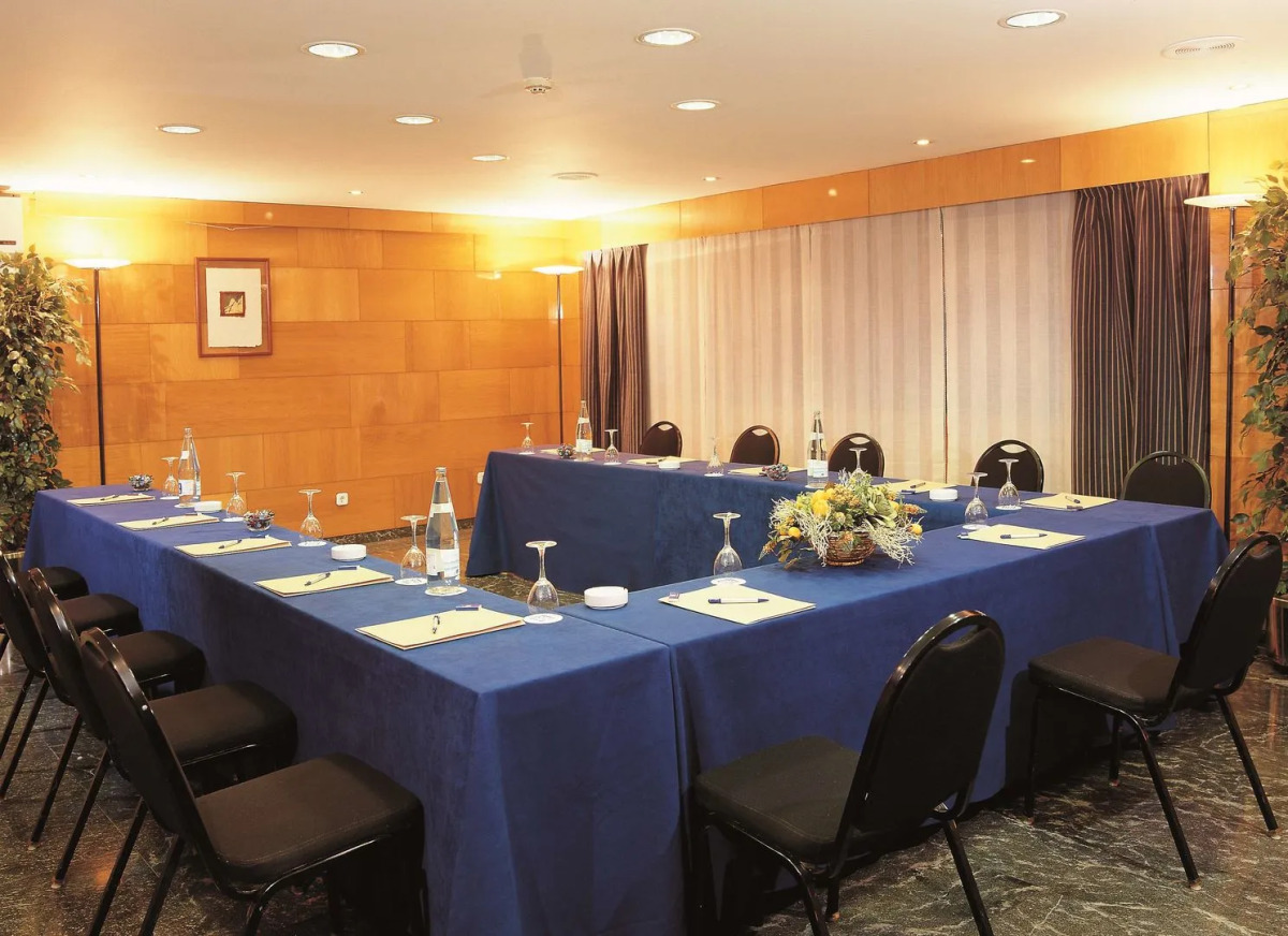 NH Barcelona Entenza