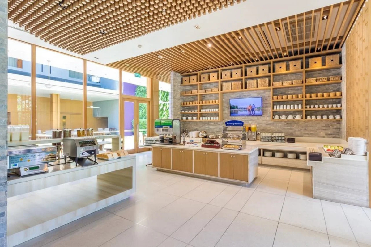 Holiday Inn Express Phuket Patong Beach Central by IHG