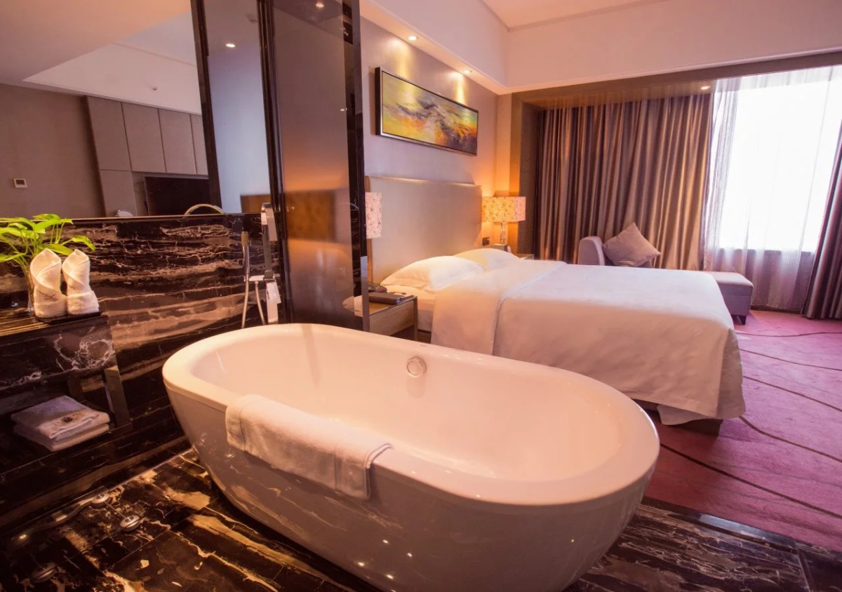 La Perle International Hotel - Free shuttle between hotel and Exhibition Center during Canton Fair & Exhibitor registration Counter