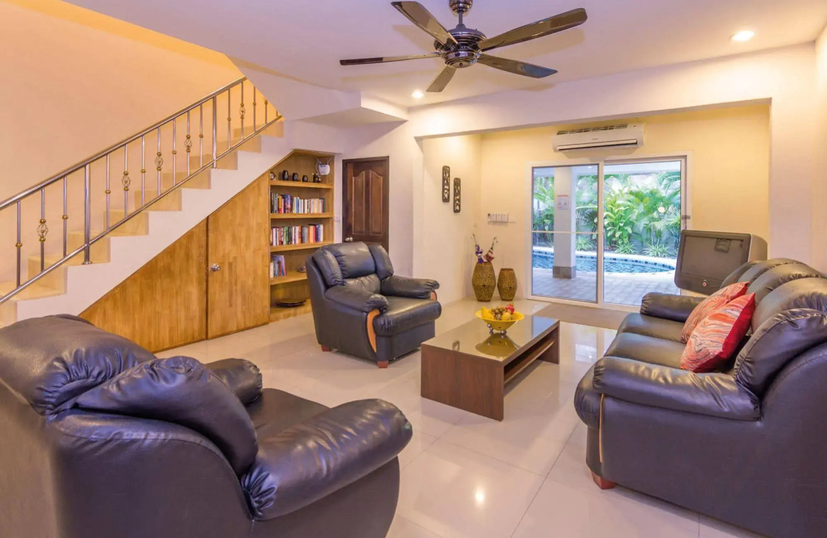 Villa Waree 5 minutes from City and Beach