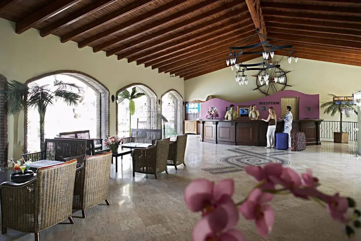 Club Anastasia Aparthotel