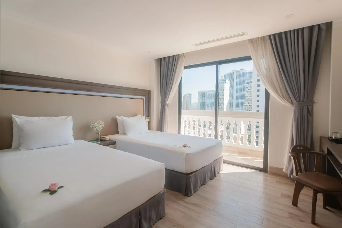 Seven Seas Hotel and Apartment