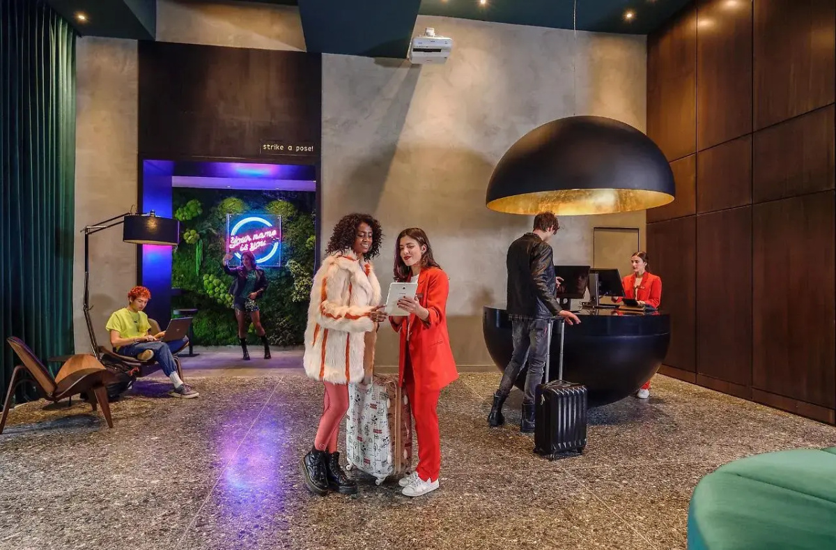 ONOMA Hotel