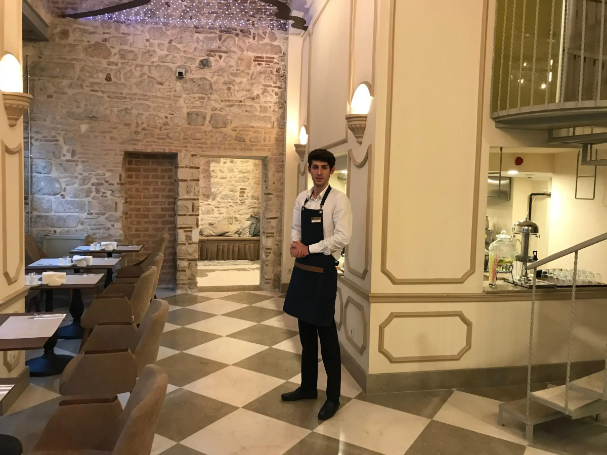Galatahan Hotel