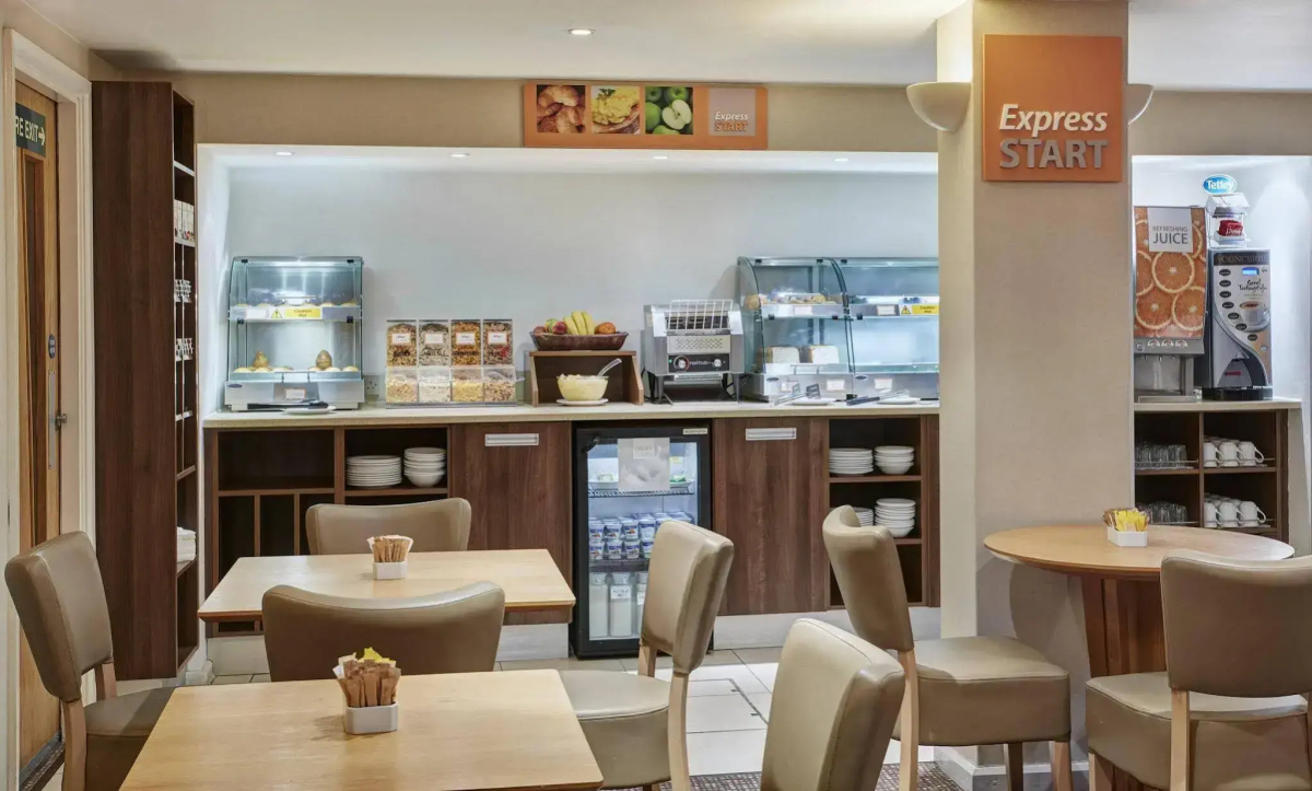 Holiday Inn Express London Victoria by IHG