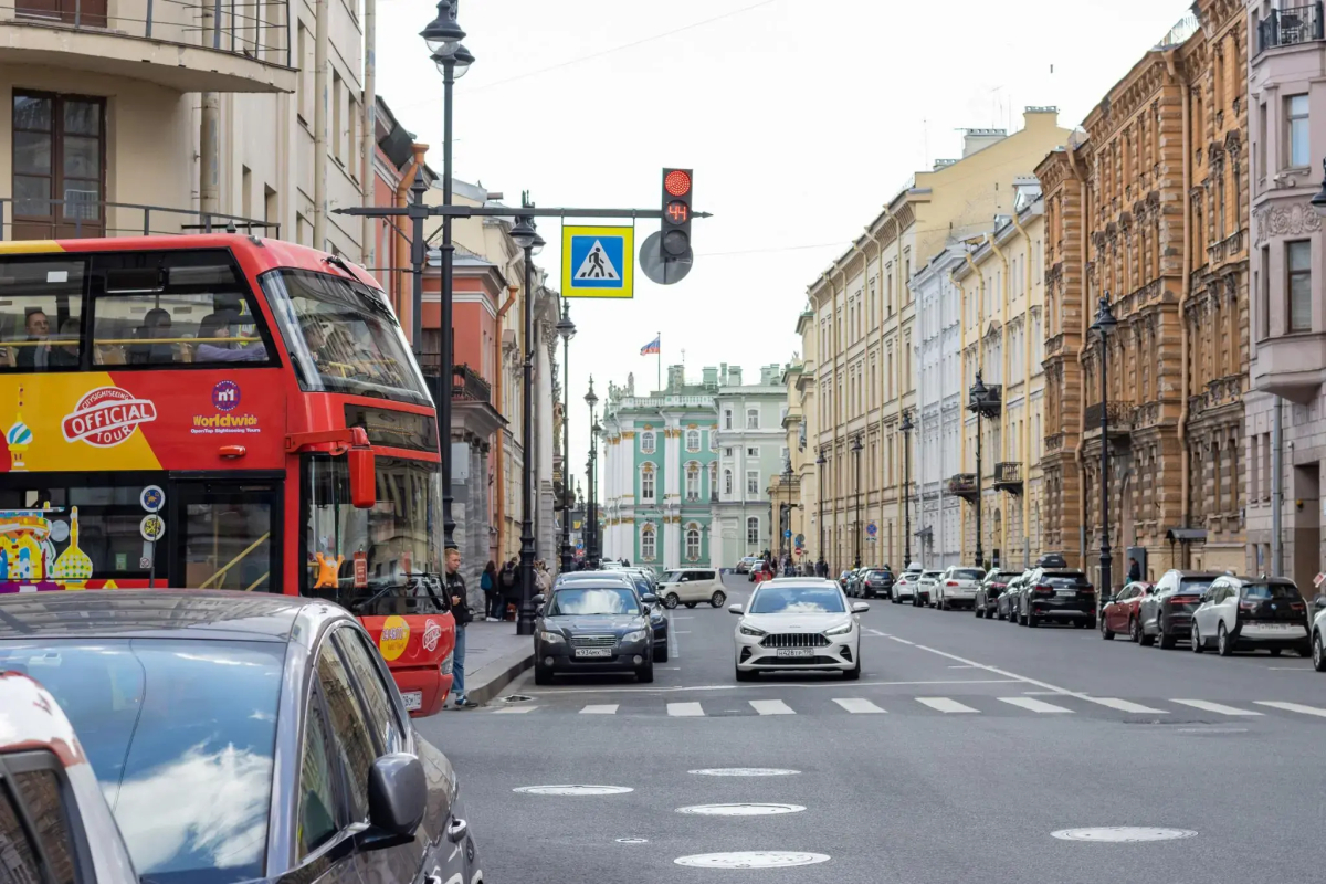 Рядом с Эрмитажем