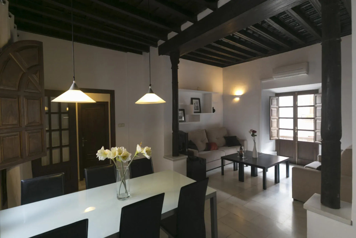 Shine Albayzín Hotel