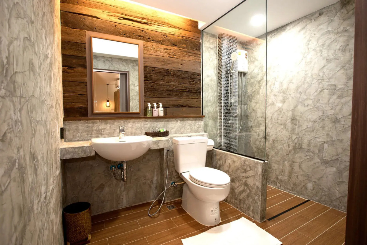 Boutique Poo-Yai Lee