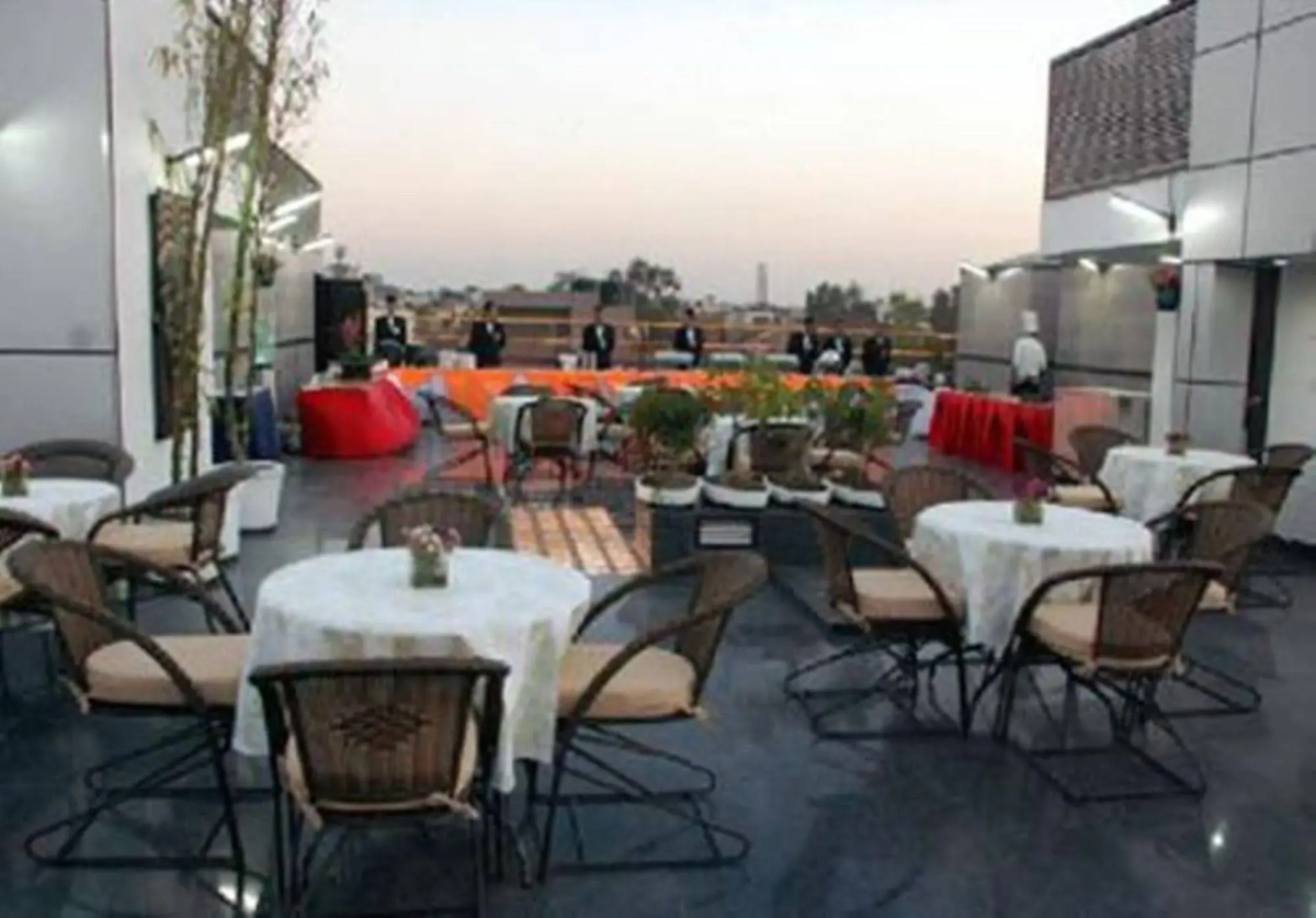Rockland Hotel - C R Park