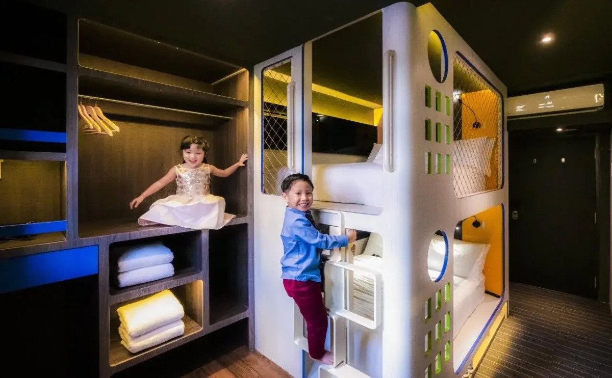 CUBE Boutique Capsule Hotel @ Chinatown
