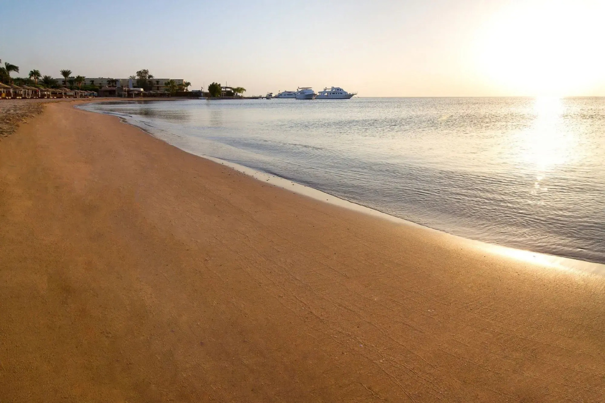 Отель Eagles Paradise Abu Soma Resort