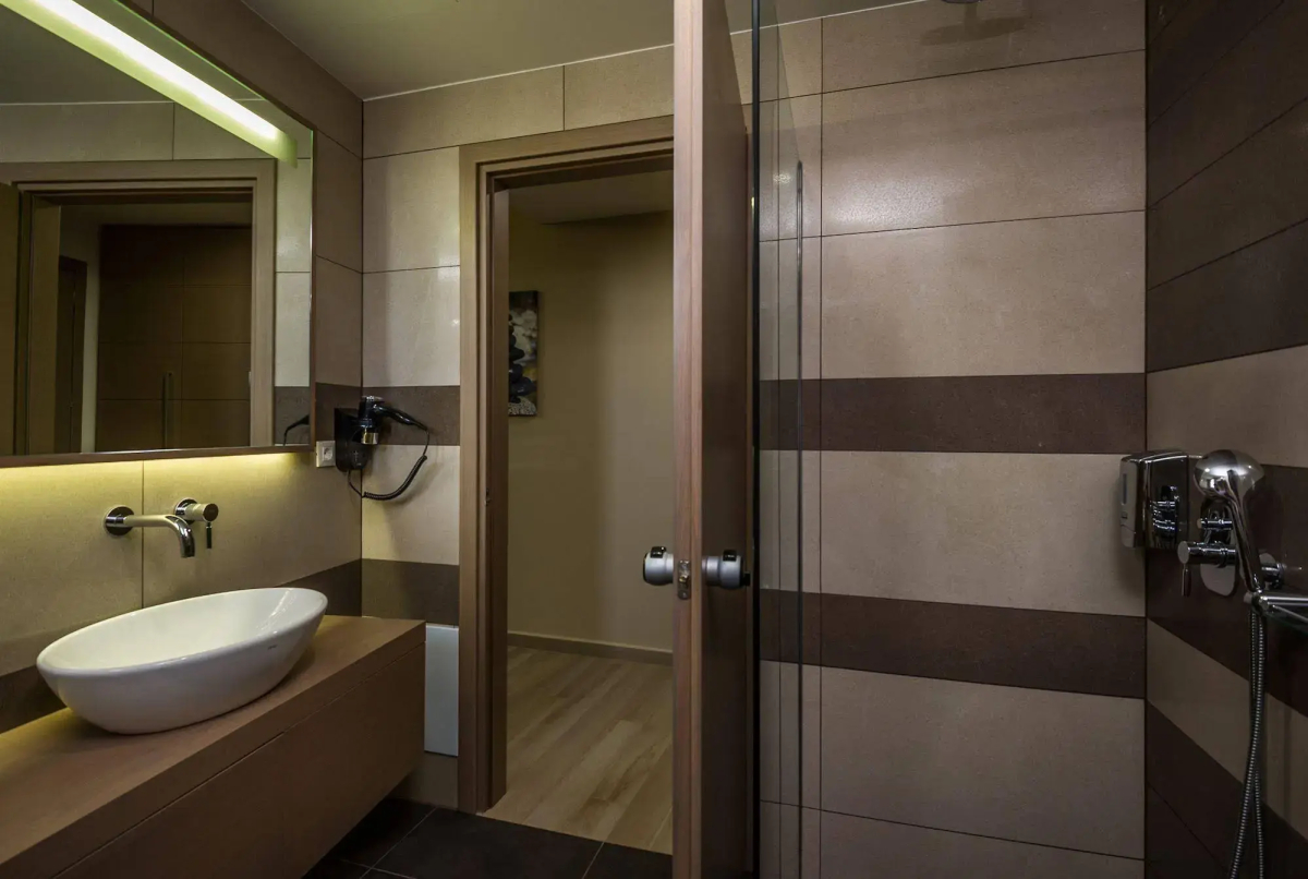 Renieris Hotel