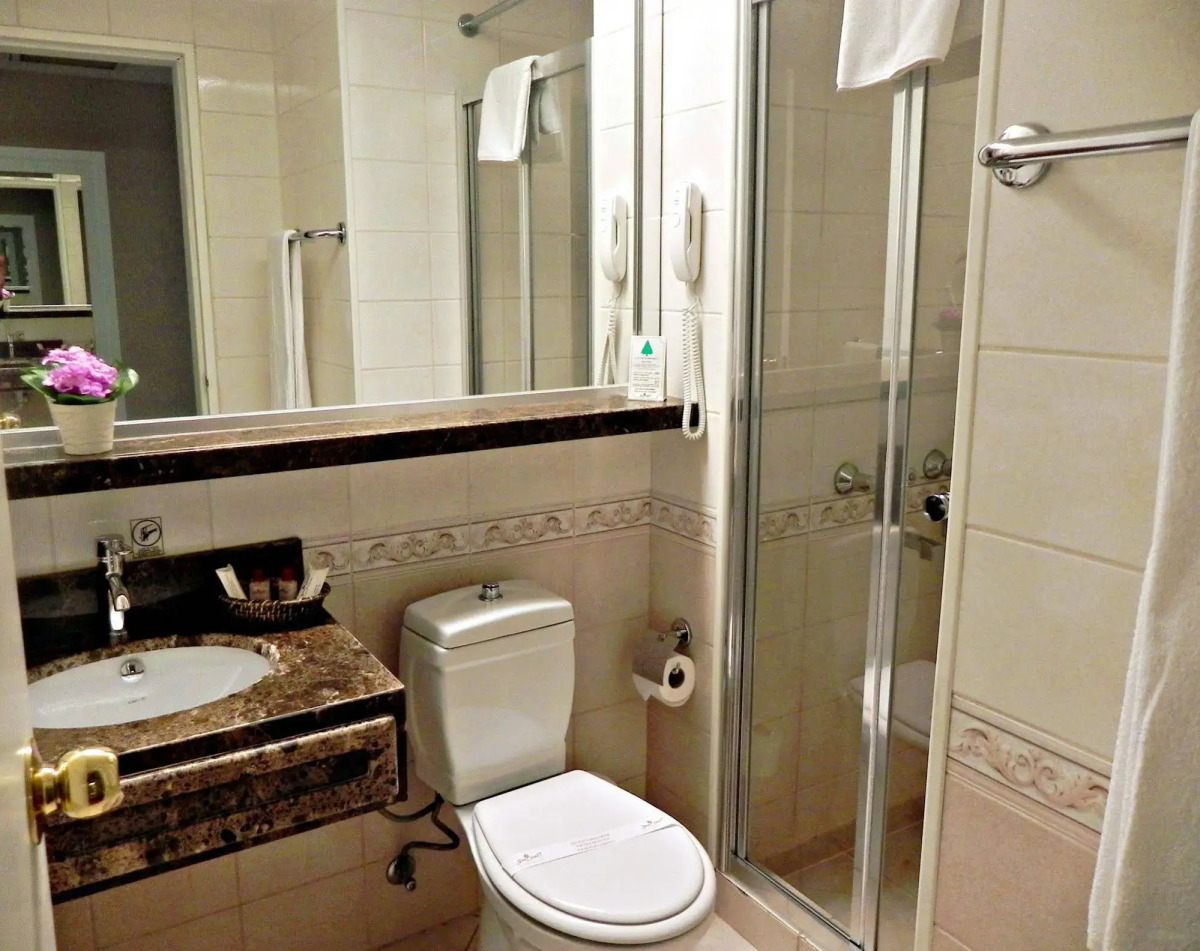 Seres Hotel Old City