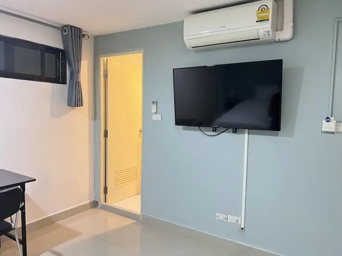 The Freelancer Hotel