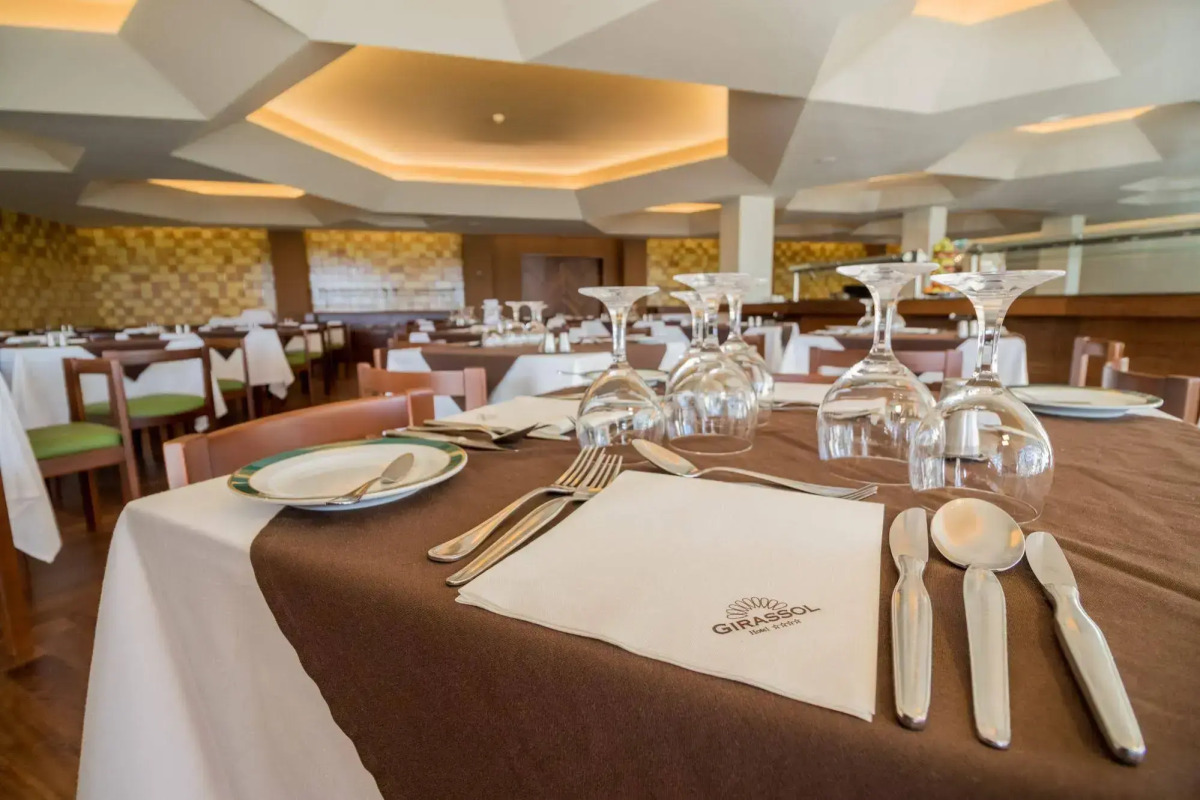 Hotel Girassol - Suite Hotel