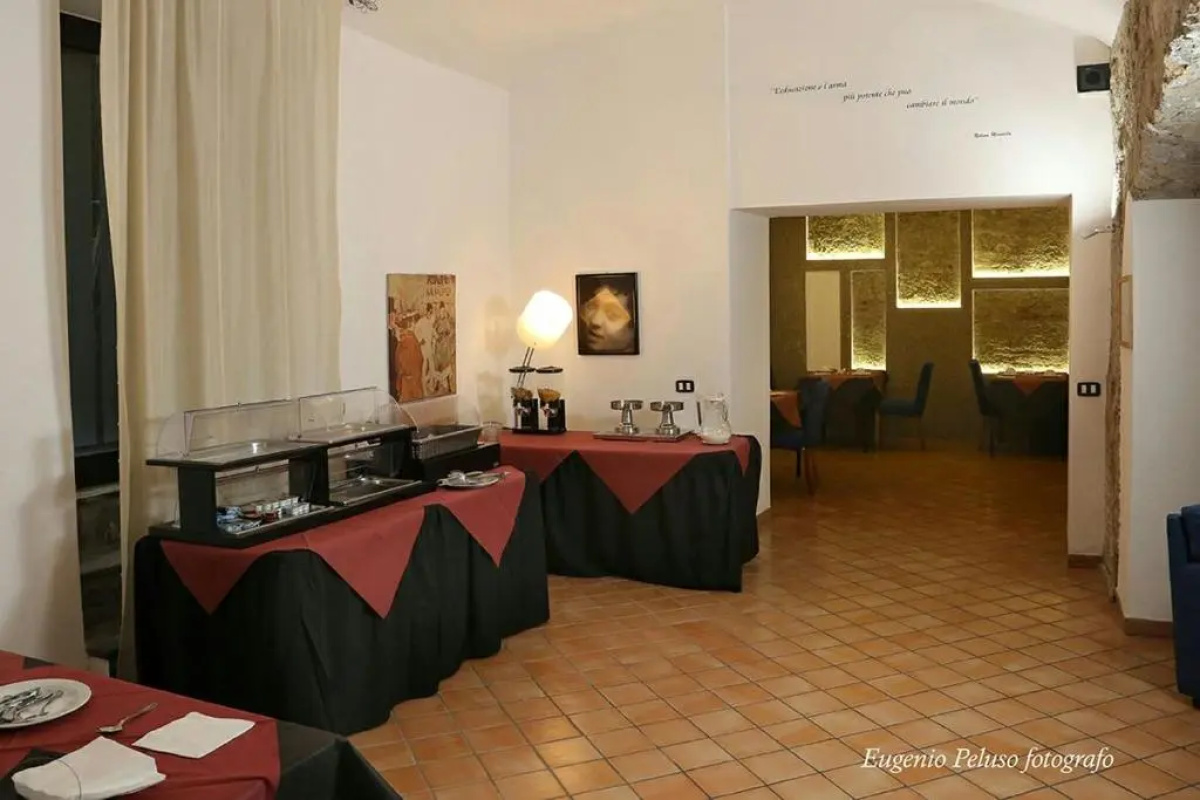 Caravaggio Hotel