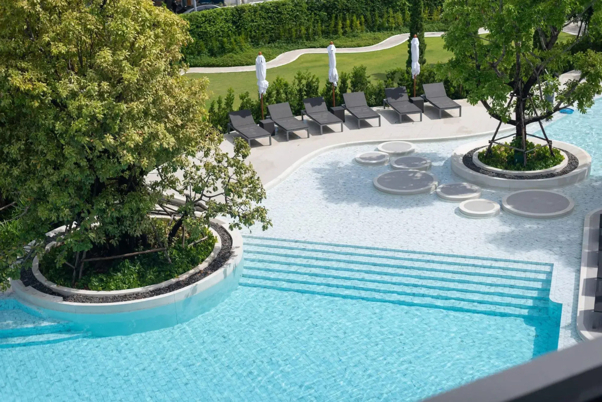 Отель Cross Pattaya Pratamnak