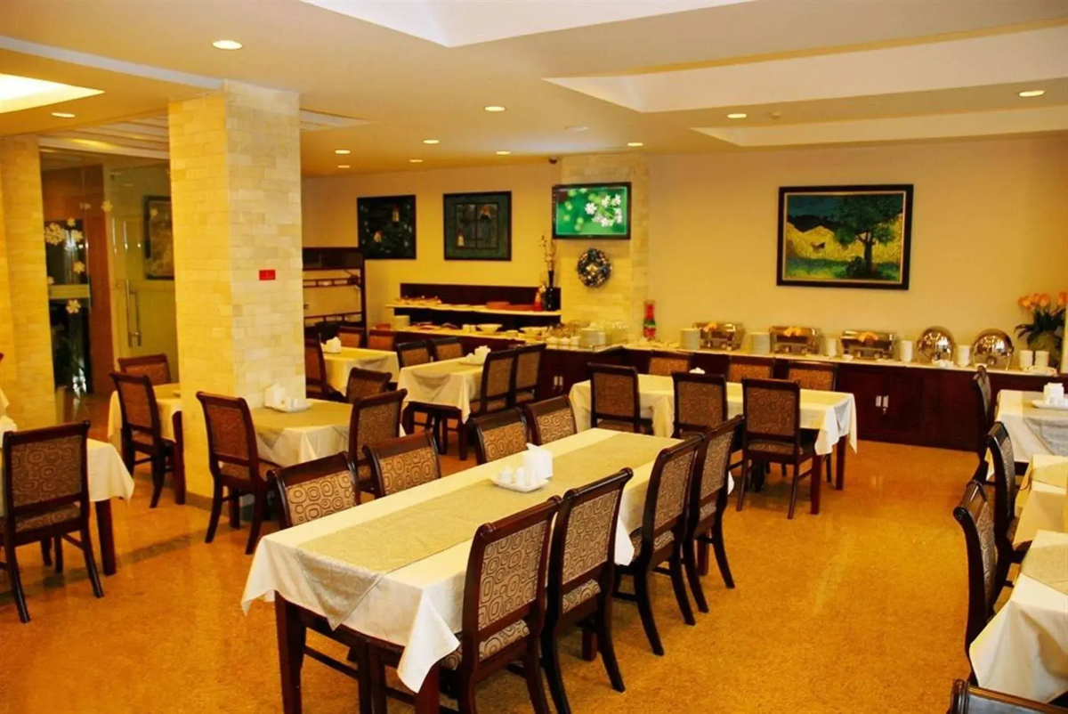 Phu Quy 2 Hotel