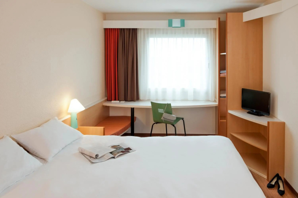 Seaview Patong Hotel