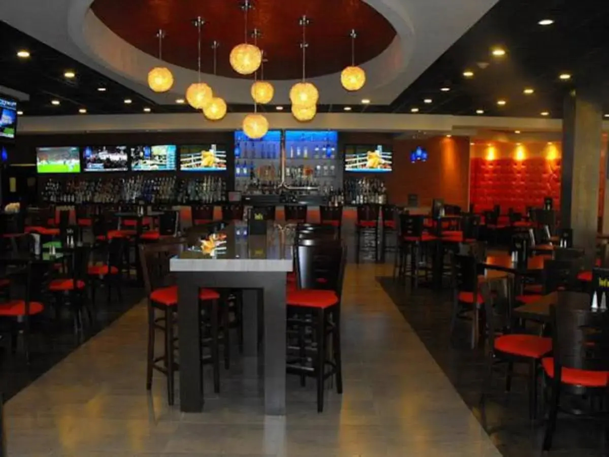 Holiday Inn Newark International Airport by IHG