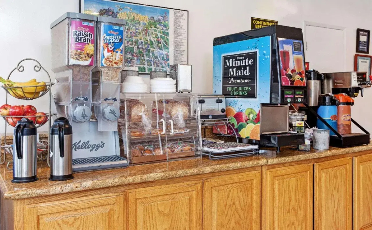 Hollywood Vermont Sunset Travelodge