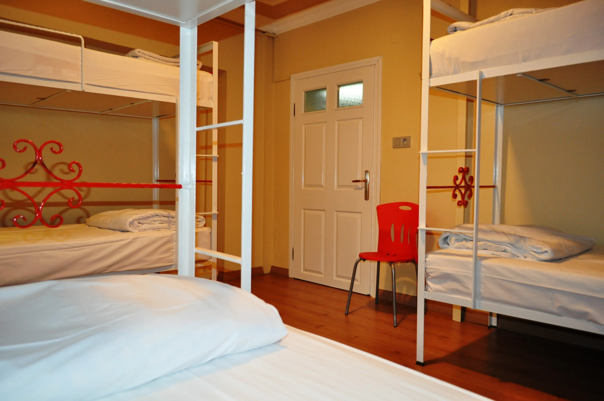 Antique Hostel 