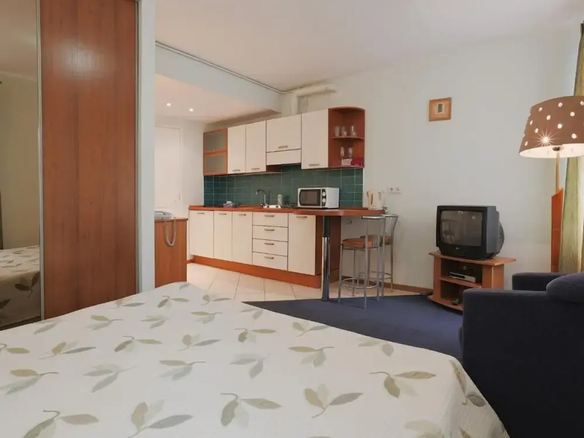 Ап-ты «Австрийский Дворик», Фурштатская, 45