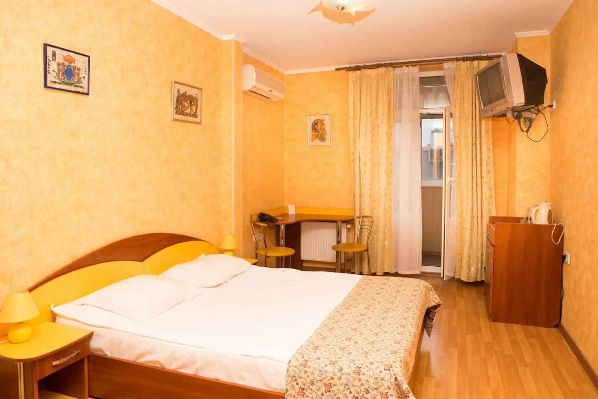 EXPO Hotel Comfort