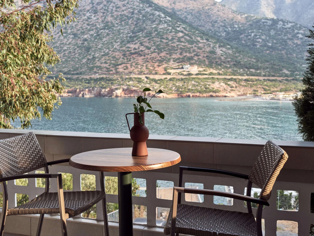 Troulis Aparthotel