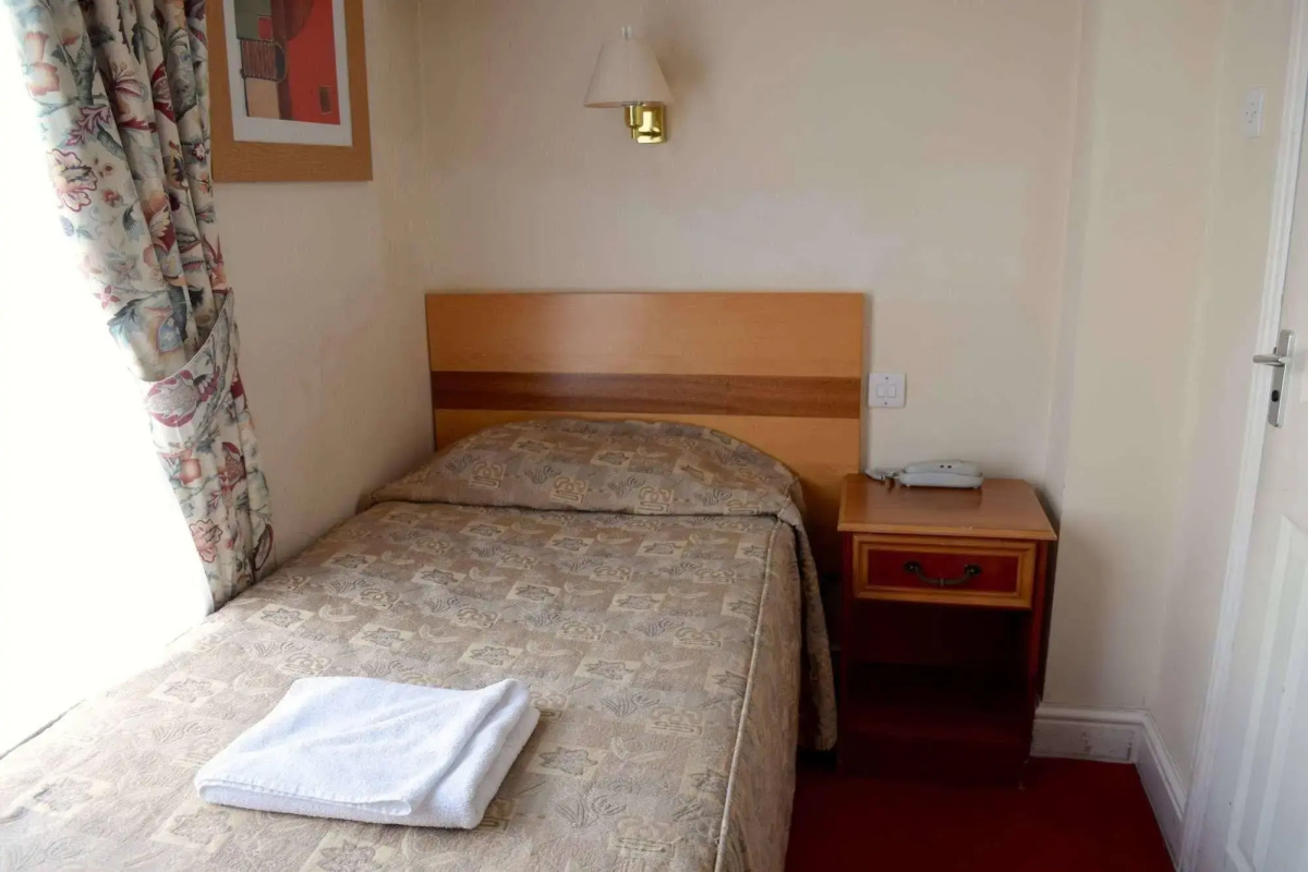 Pembridge Palace Hotel