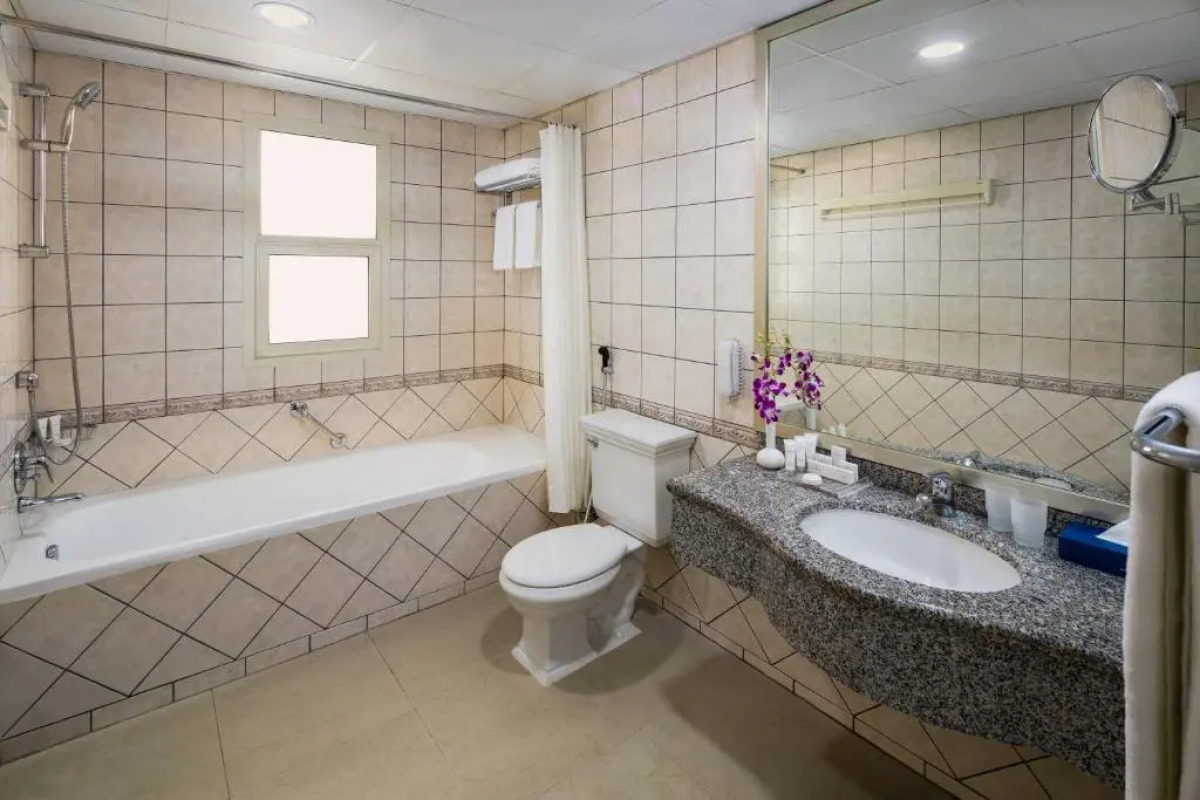 Savoy Crest Hotel Apartments