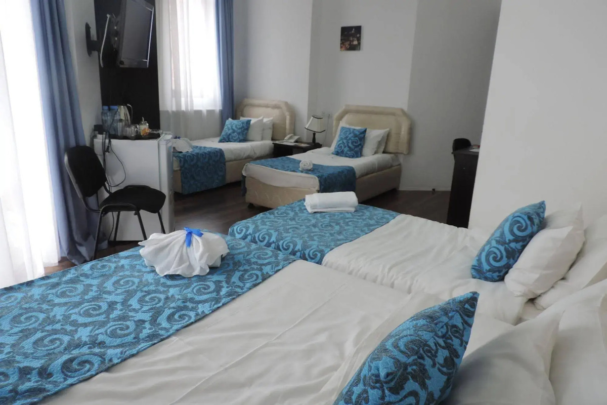 Отель Mirobelle