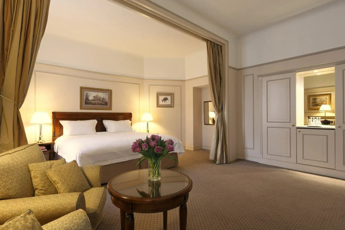New Hotel Charlemagne