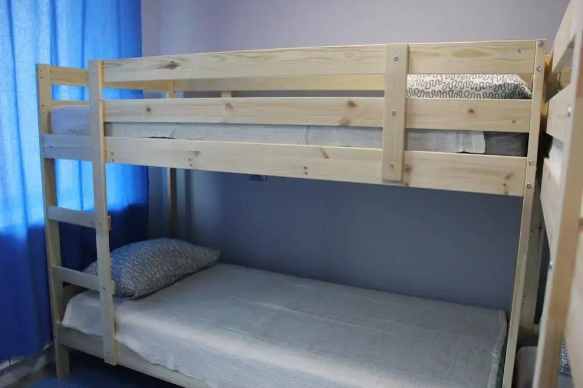 Chernyahovskogo Apartments 5v