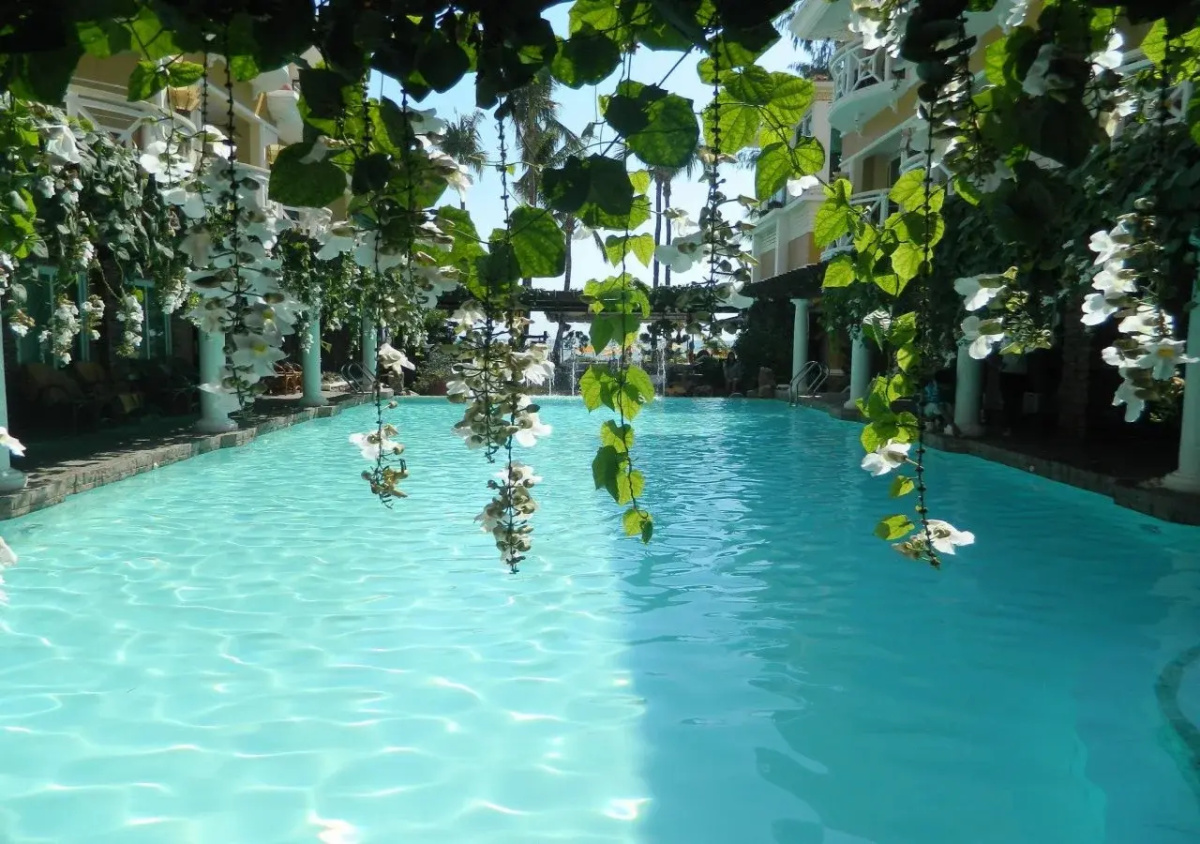 Boracay Mandarin Island Hotel