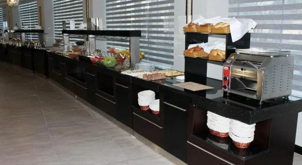 Agsaray Deluxe Hotel