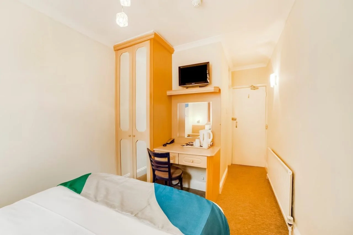 Gullivers Hotel - B&B