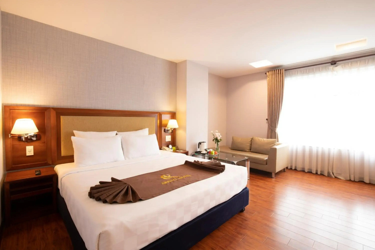 Aristo Saigon Hotel