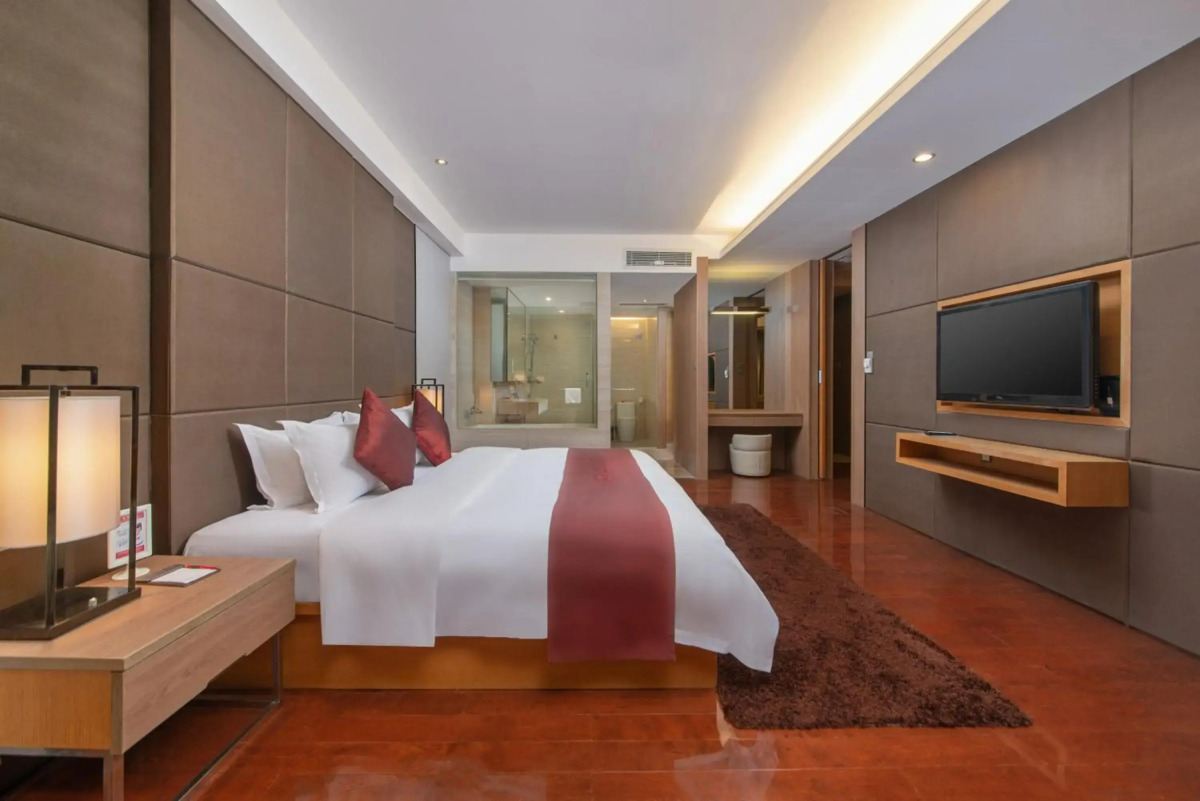 Ramada Plaza Shenzhen North